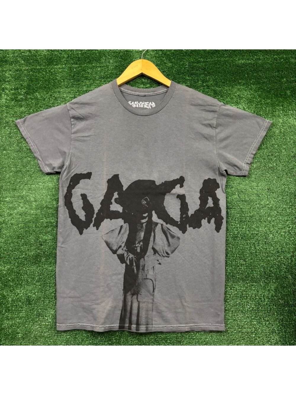 Lady Gaga Mayhem Synth-Pop Album T-Shirt Size Medium